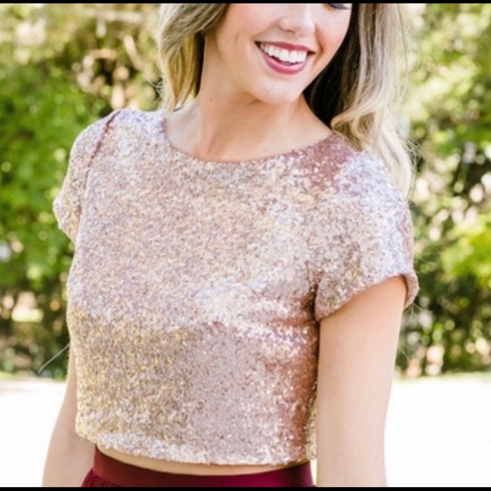 Revelry gold top